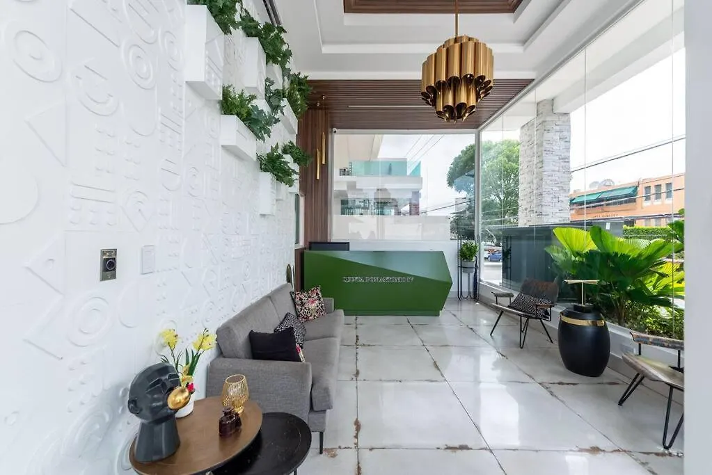 Stunning Infinity Pool Apartment 聖多明哥