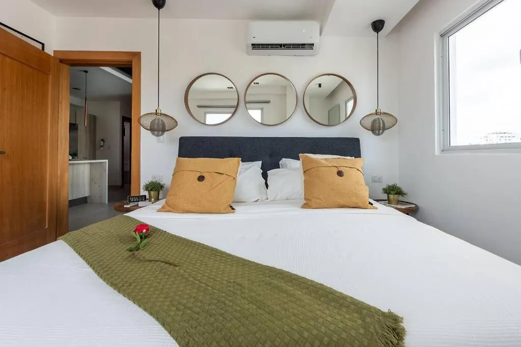 Stunning Infinity Pool Apartment 聖多明哥