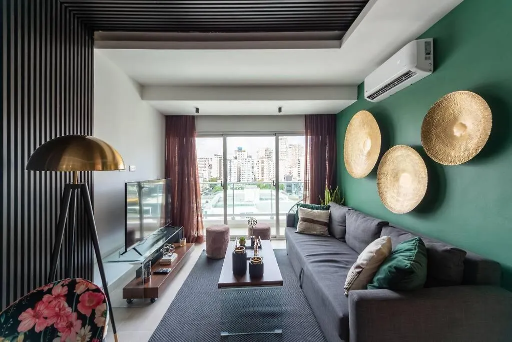 Stunning Infinity Pool Apartment 聖多明哥